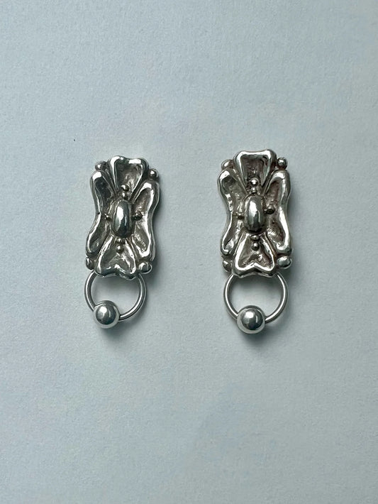 Eingang Flower Studs