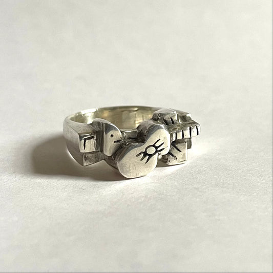 'Guitar Guy' ring