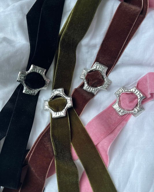 Cross Buckle