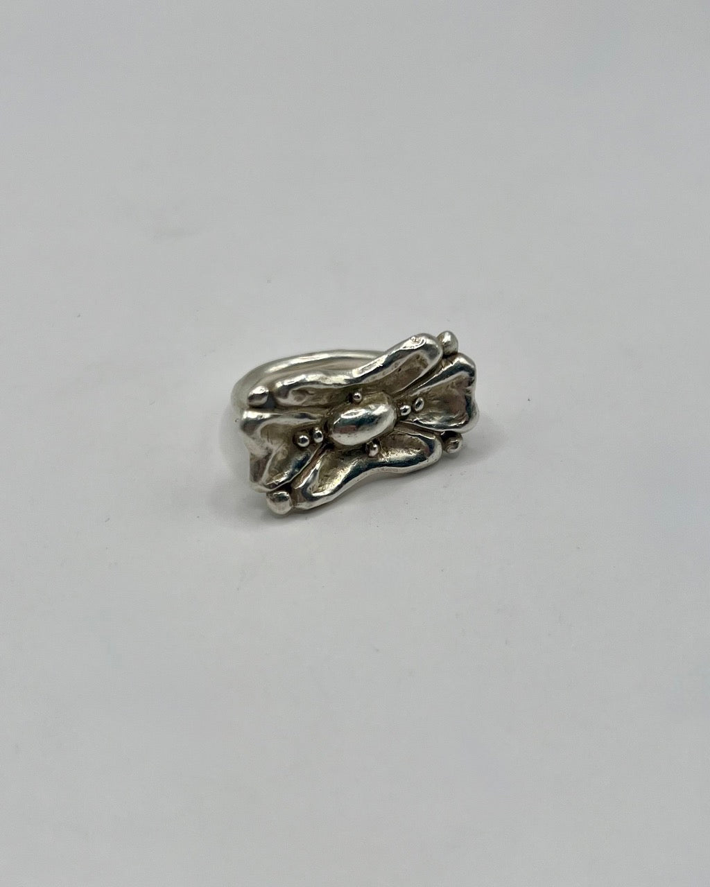 Eingang Flower Ring