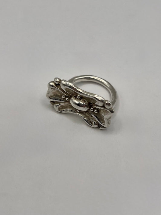 Eingang Flower Ring